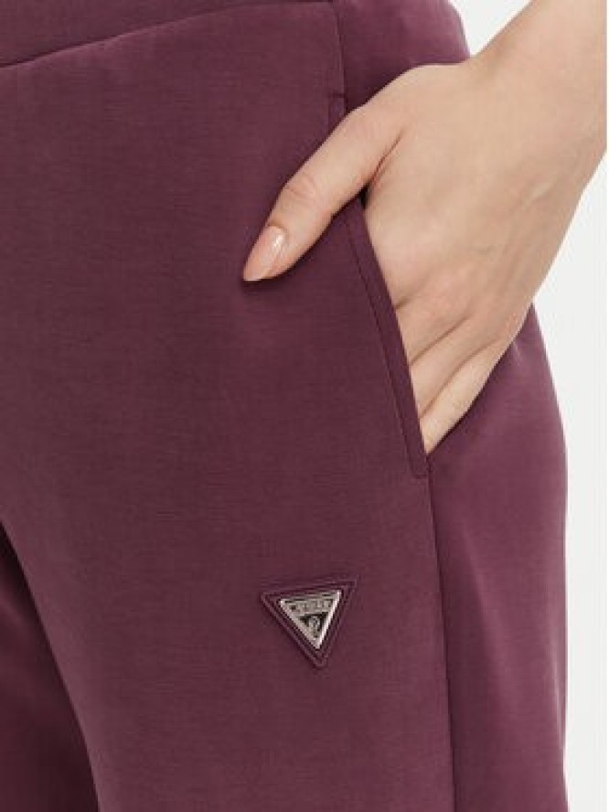 Guess Spodnie dresowe V4YB08 KCAY2 Bordowy Regular Fit