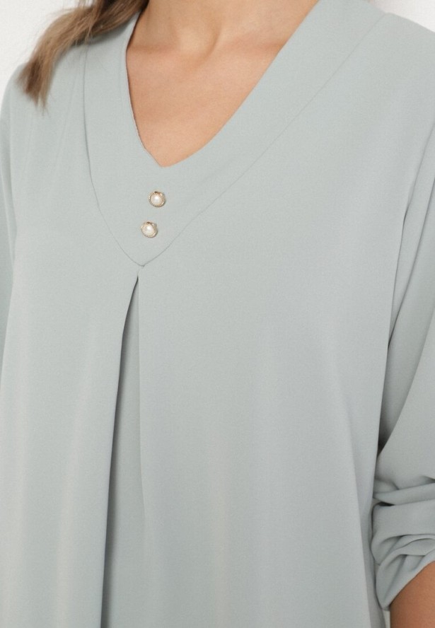 Jasnozielona Bluzka o Trapezowym Kroju z Dekoltem w Serek i Podpinanymi Rękawami Aslimi