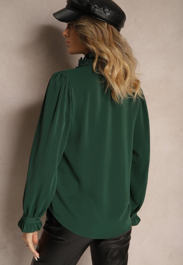 Ciemnozielona Koszula Ozdobiona Koronką i Stójką Zeanizia