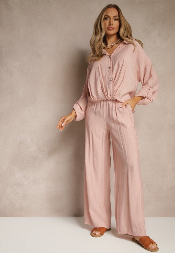Różowy Komplet z Wiskozy w Stylu Oversize Szerokie Spodnie i Luźna Koszula na Guziki Natinne