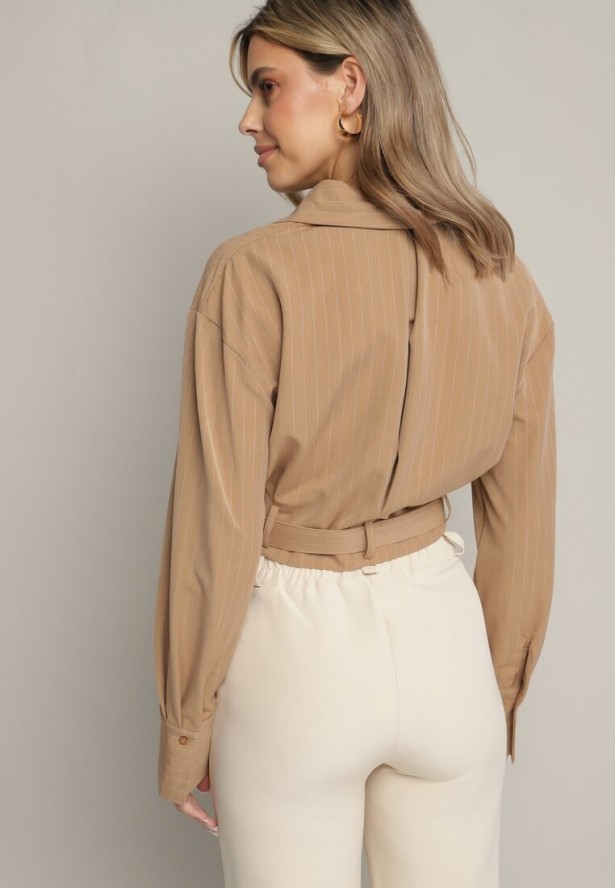 Beżowa Krótka Koszula z Ozdobnym Paskiem z Klamrą na Dole Arirti