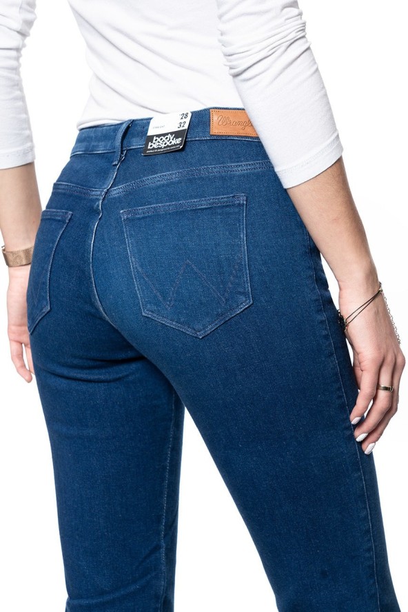 SPODNIE DAMSKIE WRANGLER STRAIGHT DEEP WATERS W28TJN69D 112128500