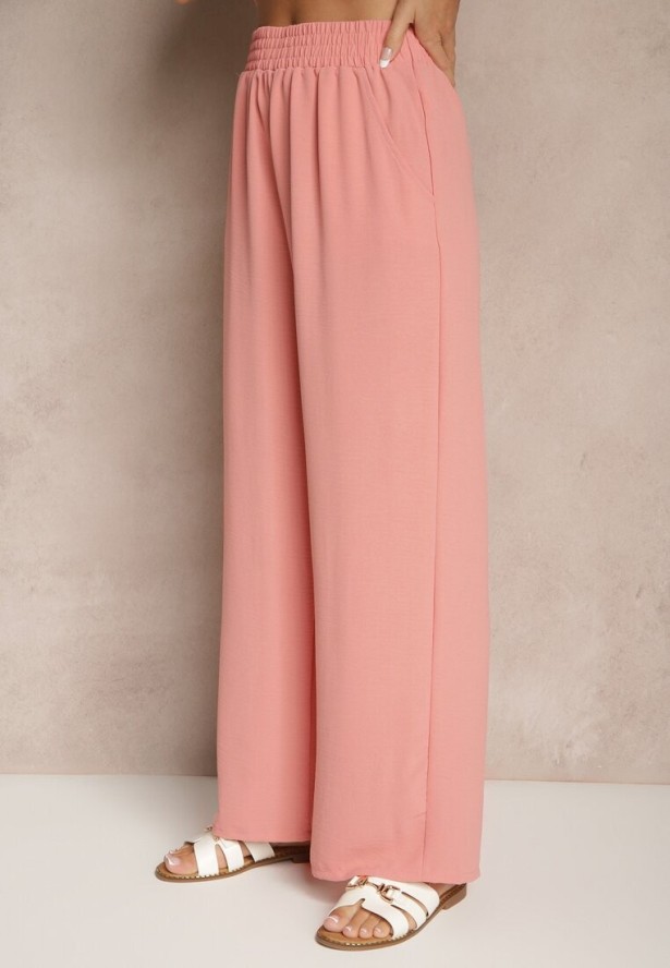 Różowy Komplet z Koszulą z Krótkim Rękawem i Spodniami o Szerokim Kroju Malerienna