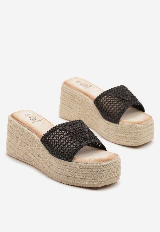 Czarne Klapki na Koturnie i Platformie z Plecionki Efrina