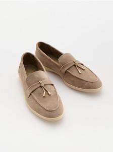 Loafersy z owczej skóry - beżowy