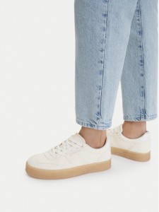 Guess Jeans Sneakersy CWBEO-V12-1219-25WC1051 Kremowy