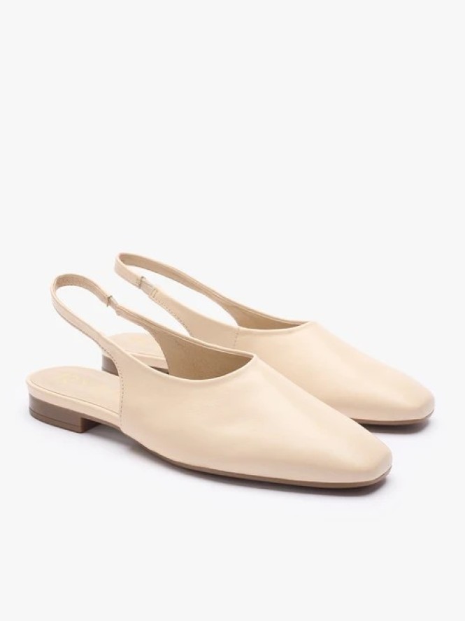 Kremowe czółenka bez pięty slingback