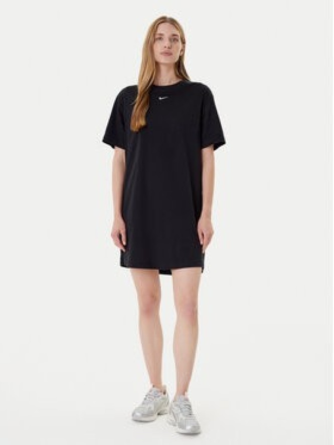 Nike Sukienka codzienna DV7882 Czarny Relaxed Fit