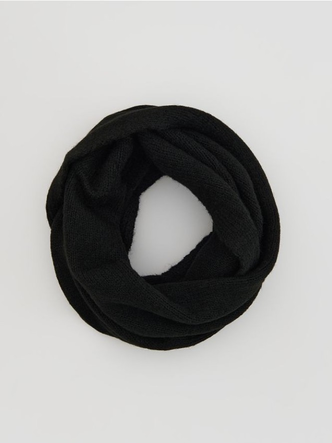 Dzianinowy komin - czarny