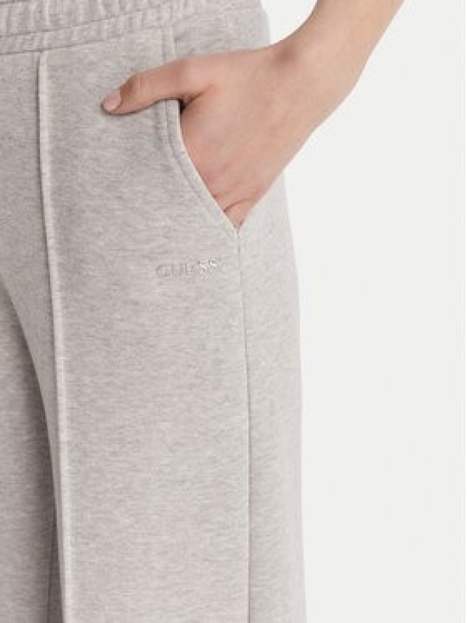 Guess Spodnie dresowe V6RB17 K9V31 Szary Regular Fit
