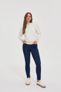 Jeansy typu skinny