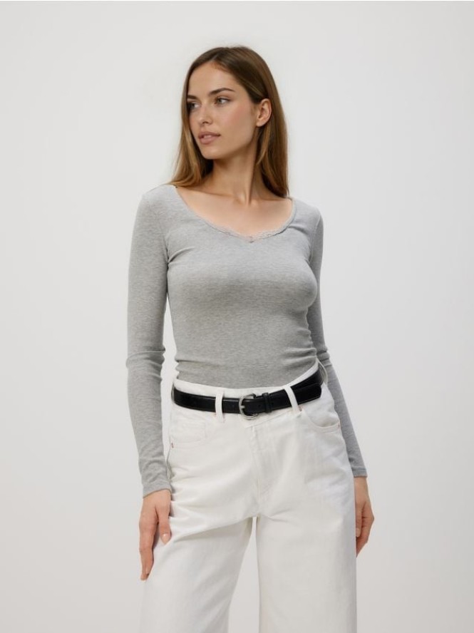 Bluzka z koronką - jasnoszary