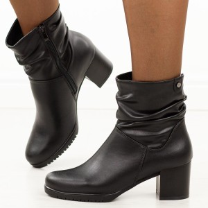 Czarne skórzane botki damskie na słupku Sergio Leone Bt25636S