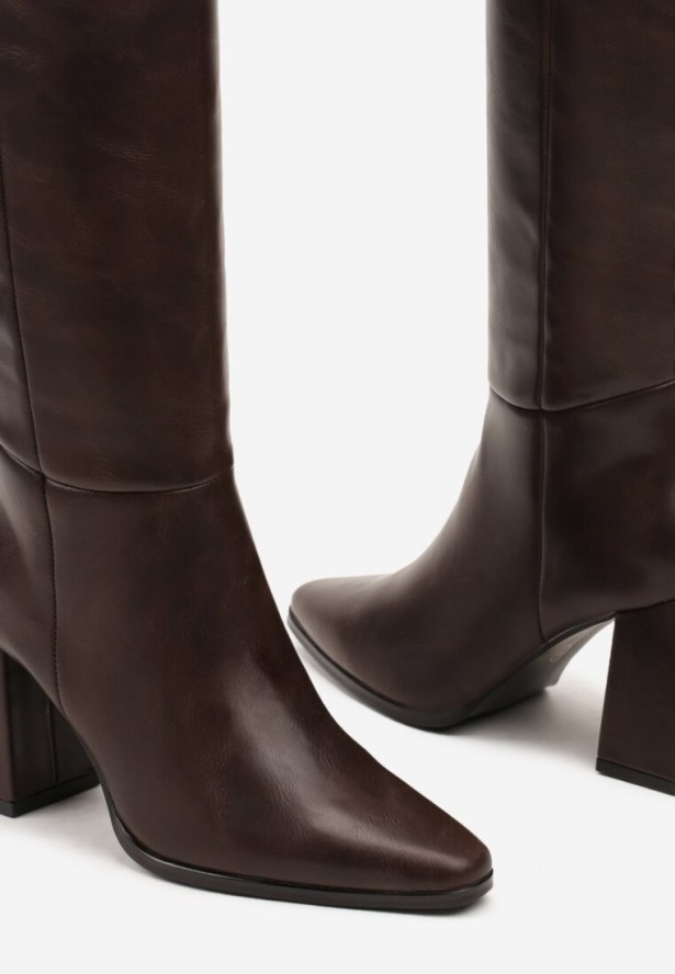 Brązowe Casualowe Kozaki na Słupku Linnariela