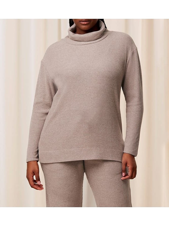 Triumph Golf w kolorze beżowym rozmiar: 38