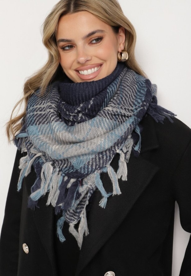 Granatowy Szalik Ozdobiony Paskami Sialinia