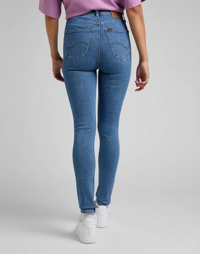 LEE IVY DAMSKIE SPODNIE JEANSOWE LIGHT WASH L32EFAMR 112320158