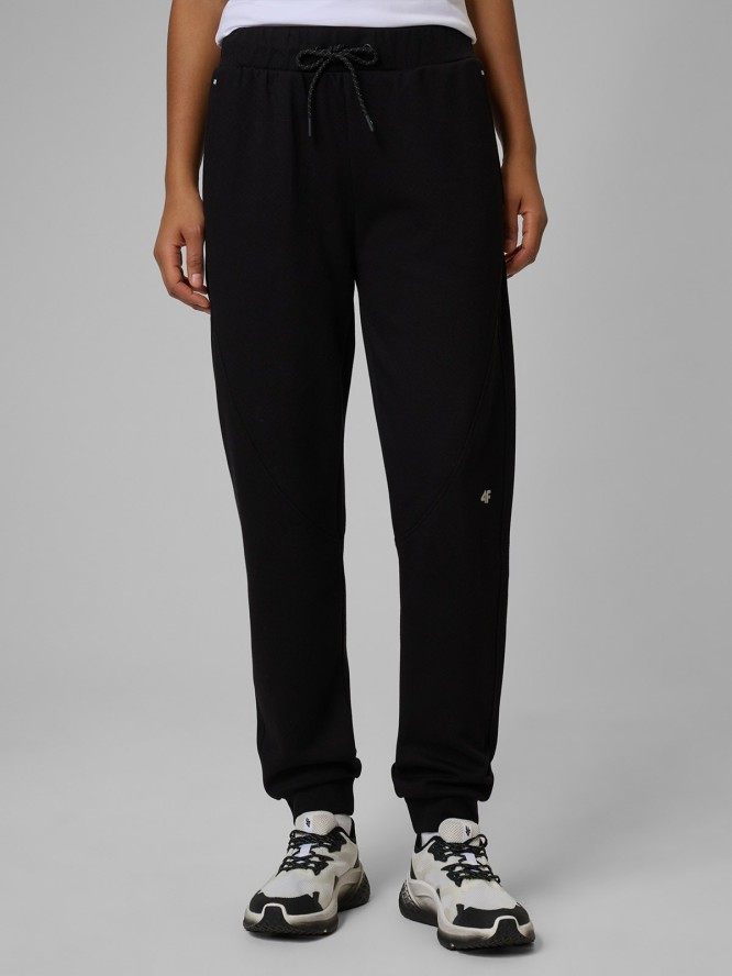 4F Spodnie dresowe joggery damskie - czarne XS