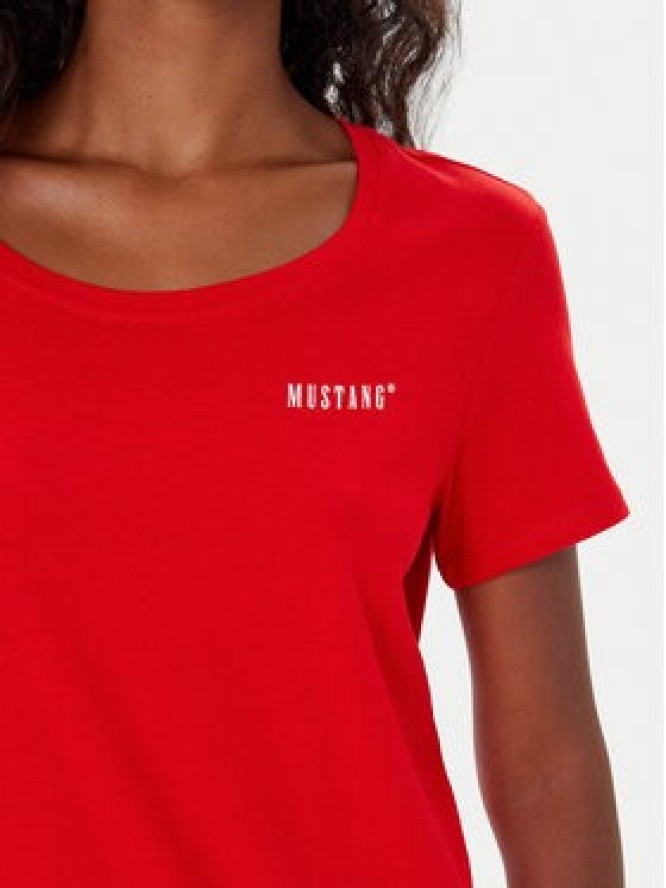 Mustang T-Shirt Alma 1016748 Czerwony Regular Fit