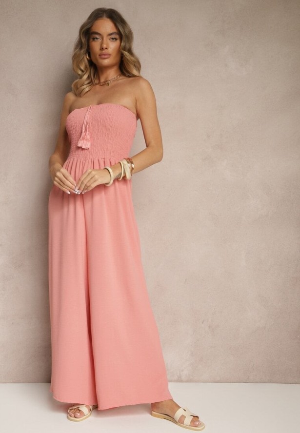 Różowy Kombinezon Bandeau z Szeroką Nogawką Zdobiony Frędzlami Dovaira