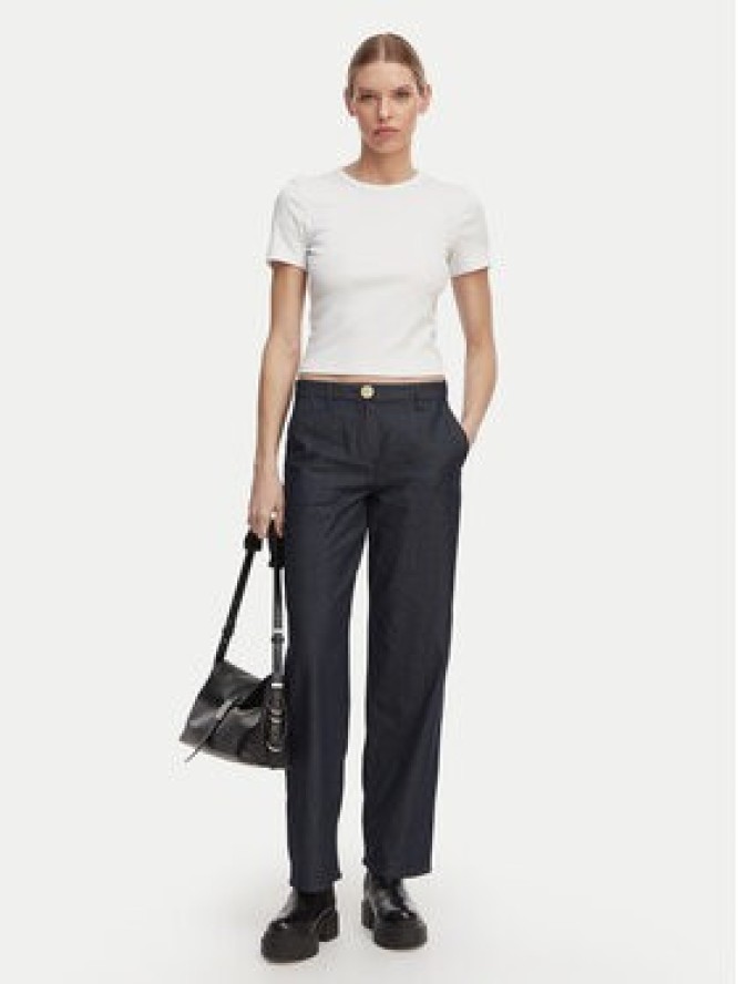 Armani Exchange Spodnie materiałowe XW002257 AF21337 MB001 Granatowy Relaxed Fit