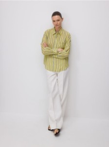 Koszula z naszywaną kieszenią - zielony