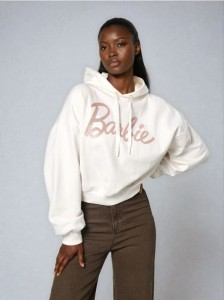 Bluza hoodie z napisem Barbie - kremowy