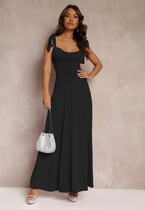 Czarna Długa Sukienka z Marszczonym Dekoltem i Wiązanymi Ramiączkami Rozvita