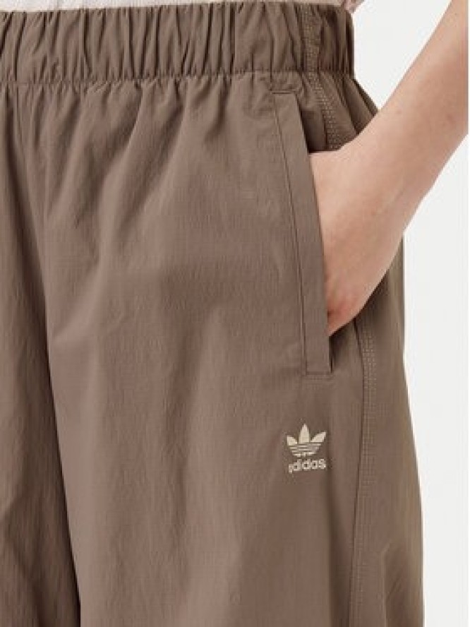 adidas Spodnie dresowe Essentials Ripstop JD0783 Beżowy Loose Fit