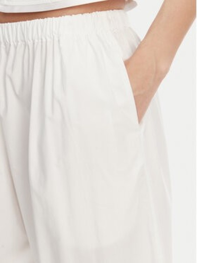 PINKO Spodnie materiałowe 105210 A2LD Biały Relaxed Fit