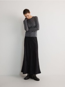 Spódnica maxi z gniecionej tkaniny - czarny