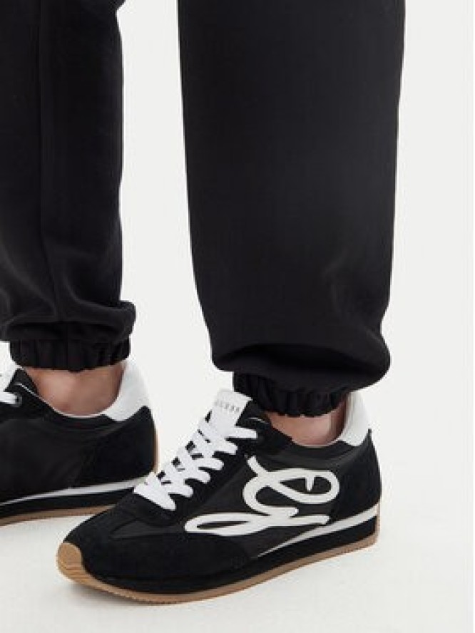 Guess Spodnie dresowe V5YB17 KCRP0 Czarny Regular Fit