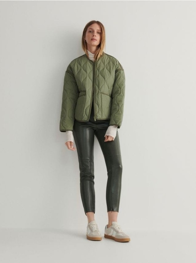 Spodnie z imitacji skóry - oliwkowy