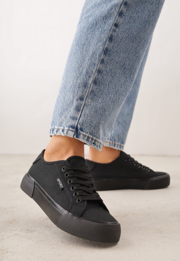 Czarne Trampki VICES Ozdobione Napisem Riovanne