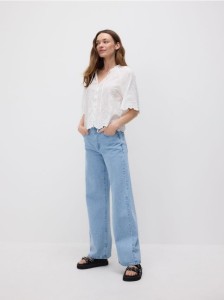 Bluzka z nieregularnym wykończniem - biały