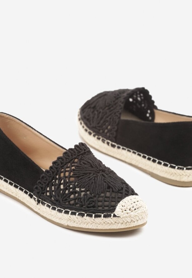 Czarne Espadryle z Ażurową Cholewką i Plecionką Sdivena