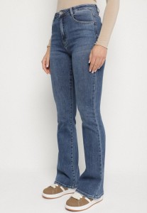 Niebieskie Elastyczne Jeansy o Kroju Dzwonów Zenaia