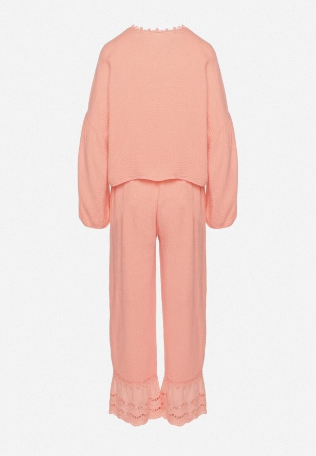 Różowy Bawełniany Komplet z Ażurowymi Zdobieniami Wiązana Bluzka i Spodnie Savurielle