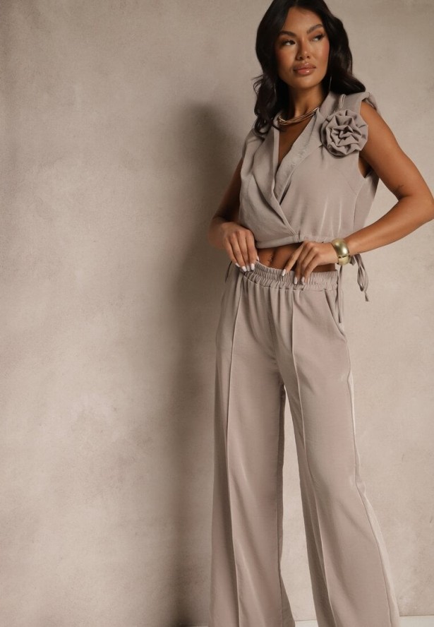 Jasnobrązowy Komplet Spodnie o Szerokim Kroju i Kopertowa Bluzka ze Ściągaczem Reavilora