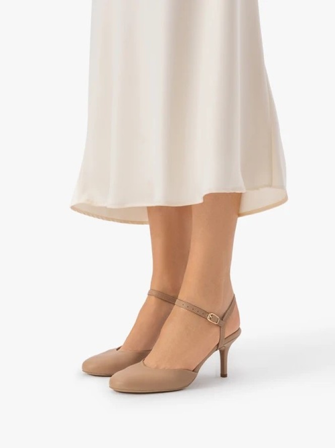 Beżowe czółenka slingback bez pięty ze skóry licowej