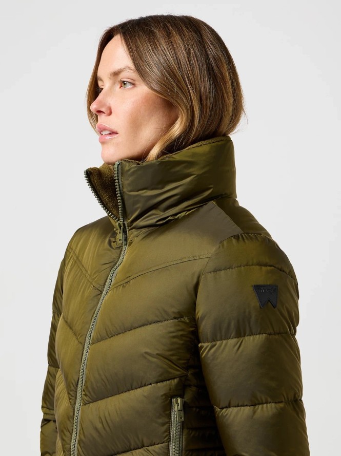 WRANGLER DAMSKA KURTKA ZIMOWA WRANGLER SHORT PUFFER JACKET IVY GREEN 112356502