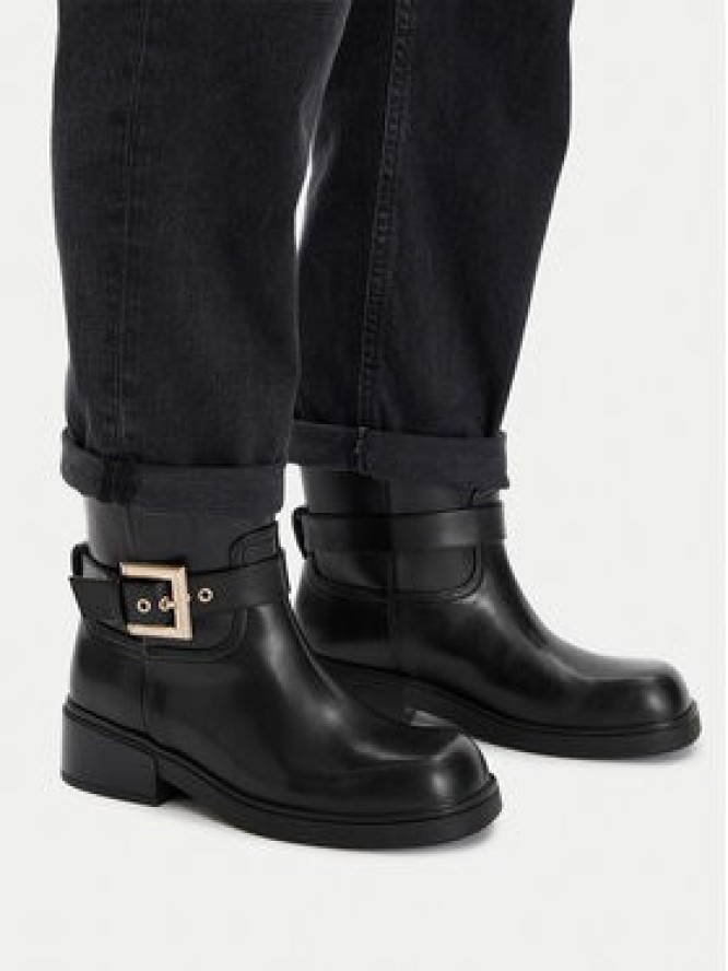 Armani Exchange Botki XW001654 AF17476 UC001 Czarny