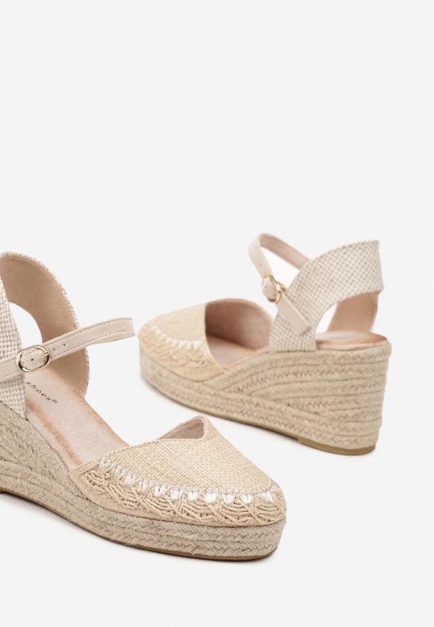 Beżowe Sandały w Stylu Espadryli na Koturnie Nanaris