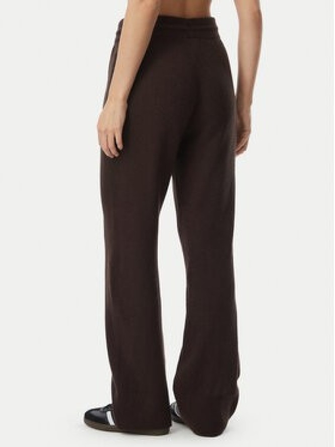 adidas Spodnie dresowe Essentials IA4437 Brązowy Loose Fit