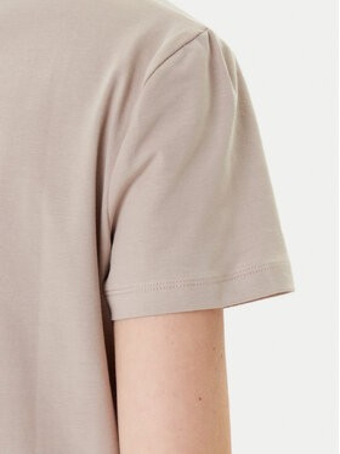 Guess T-Shirt V5YI13 J1314 Beżowy Regular Fit