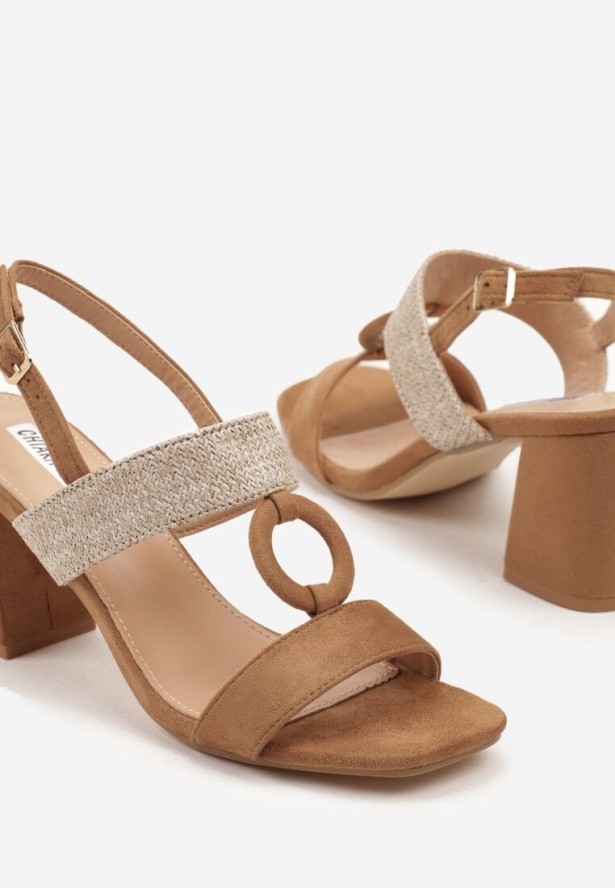 Brązowe Sandały na Obcasie z Plecionką i Okrągłą Ozdobą Telena