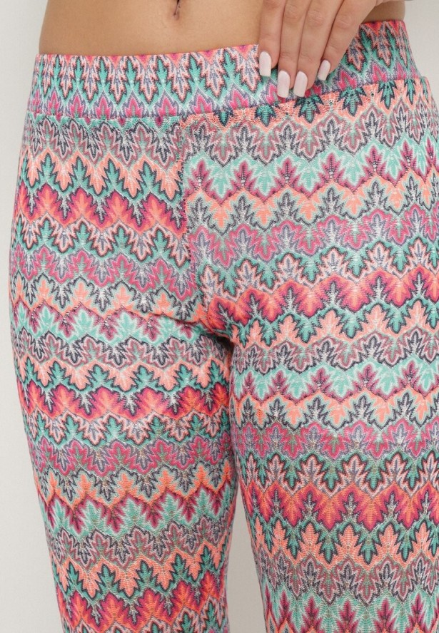 Fuksjowe Spodnie Typu Dzwony z Geometrycznym Wzorem Novivana