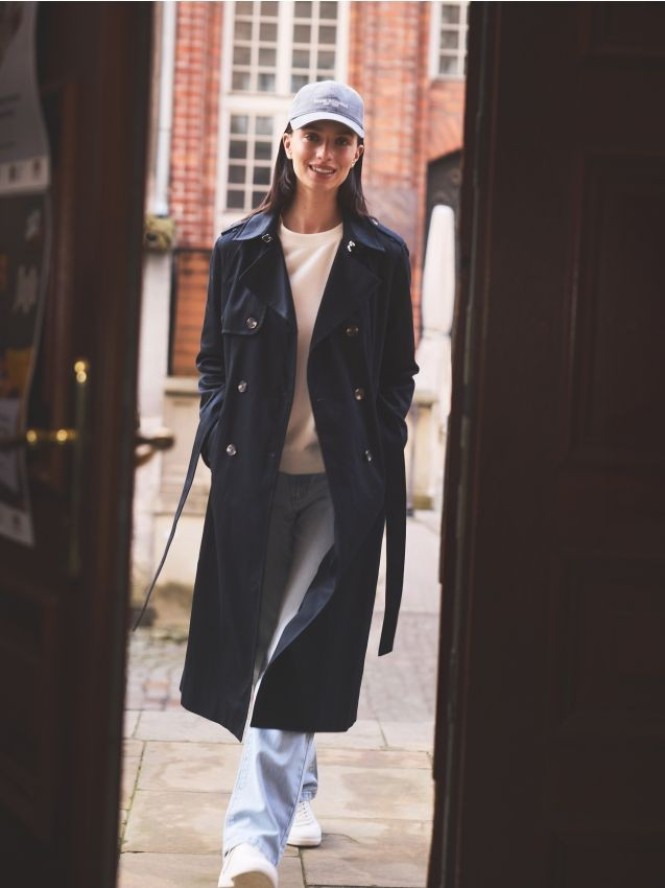 Bawełniany trencz z paskiem - granatowy