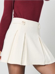 Spódnica mini z zakładkami z domieszką wełny - kremowy