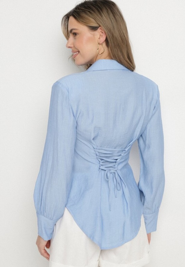 Niebieska Koszula z Usztywnionymi Ramionami Ozdobiona Sznurkiem Meroriela
